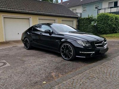 gebraucht Mercedes CLS63 AMG AMG W218 bei Mercedes Scheckheftgepflegt TOP