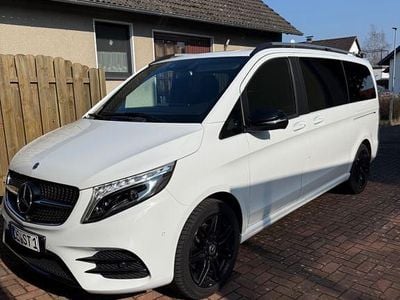 Gebraucht Mercedes V300 AMG 237 PS (174 kW) 2022 Weiß Van / Kleinbus