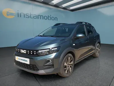 Neu Dacia Sandero Stepway 122 PS (89 kW) 2026 Grün Kleinwagen