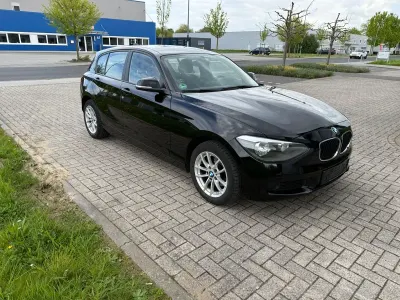 Gebraucht BMW 114 Advantage 95 PS (69 kW) 2014 Schwarz Kleinwagen