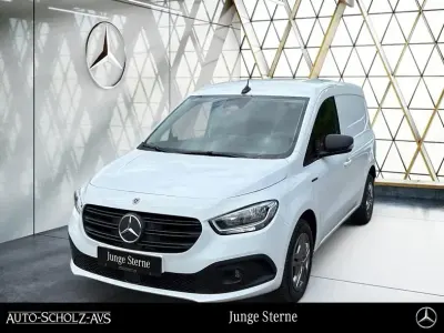 Käytetty Mercedes eCitan 89 kW (122 HP) 2025 Valkoinen Tila-auto
