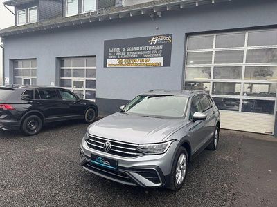 Silber Gebraucht 2022 VW Tiguan Allspace Life SUV | 25.999 € (Fairer Preis)