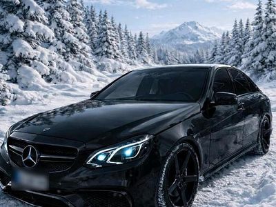 Gebraucht Mercedes E63 AMG AMG 525 PS (386 kW) 2011 Schwarz Limousine