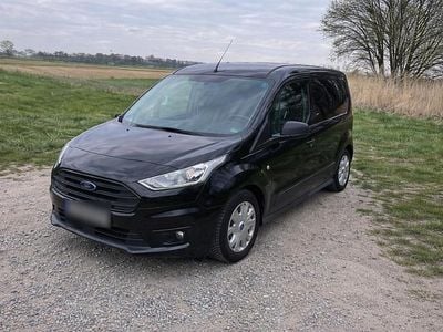 Usado Ford Transit Connect 102 HP (75 kW) 2018 Preto Monovolume