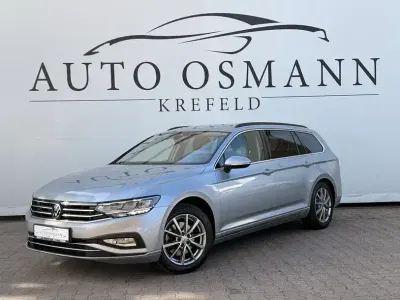 Gebraucht VW Passat Business 200 PS (147 kW) 2023 Pyritsilber metallic Kombi
