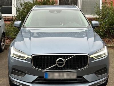 Gebraucht Volvo XC60 Momentum 194 PS (142 kW) 2019 Blau SUV