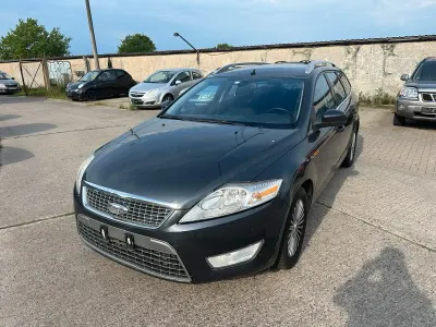 Gebraucht Ford Mondeo 140 PS (102 kW) 2008 Grau Kombi