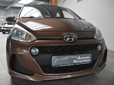Gebraucht Hyundai i10 Trend 87 PS (63 kW) 2017 Braun Kleinwagen