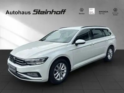 Gebraucht VW Passat R-line 150 PS (110 kW) 2022 Weiß Kombi