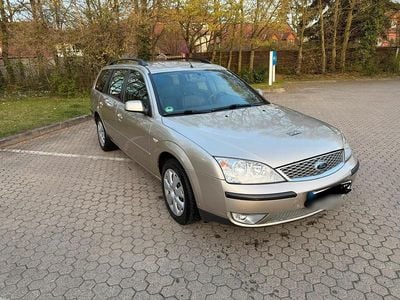 Używany Ford Mondeo 125 KM (91 kW) 2006 Beżowy Kombi
