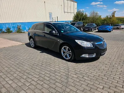 Gebraucht Opel Insignia 160 PS (117 kW) 2008 Schwarz Kombi