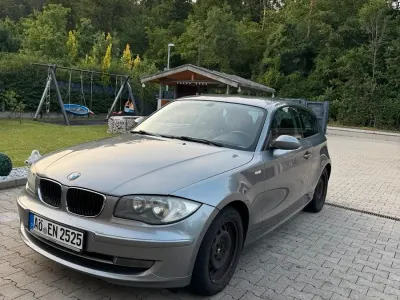 Gebraucht BMW 118 143 PS (105 kW) 2009 Grau Kleinwagen