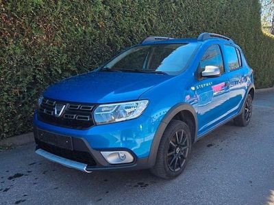 Usata Dacia Sandero Stepway Ambiance 90 CV (66 kW) 2018 Blu SUV