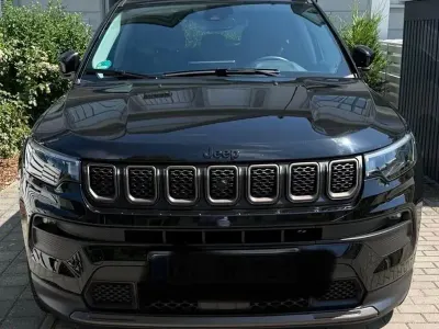 Gebraucht Jeep Compass 131 PS (96 kW) 2023 Schwarz SUV