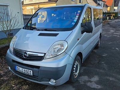Silber Gebraucht 2008 Opel Vivaro Van / Kleinbus | 6.000 € (Fairer Preis)