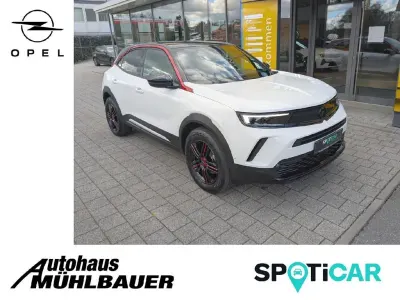Begagnad Opel Mokka-e GS Line 100 kW (136 HK) 2022 Vit SUV