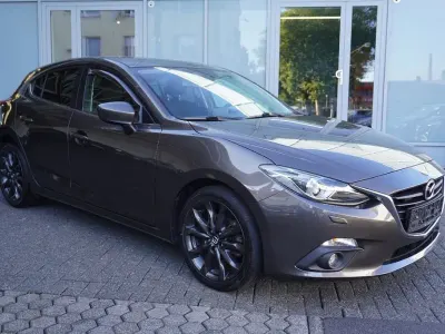 Gebraucht Mazda 3 Nakama 150 PS (110 kW) 2016 Braun Limousine