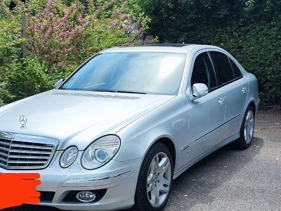 Mercedes E320