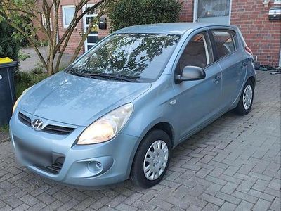 Usata Hyundai i20 78 CV (57 kW) 2011 Blu Utilitaria