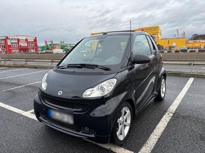 Gebraucht Smart ForTwo Cabrio 54 PS (39 kW) 2011 Schwarz Cabrio