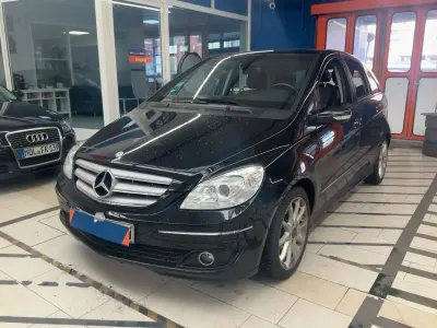 Gebraucht Mercedes B200 Sport 136 PS (100 kW) 2008 Schwarz Van / Kleinbus