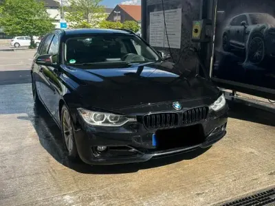 Używany BMW 320 184 KM (135 kW) 2012 Czarny Kombi