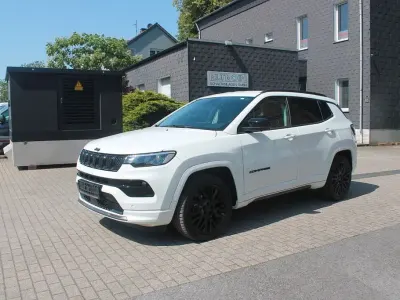 Gebraucht Jeep Compass Altitude 131 PS (96 kW) 2024 Weiß SUV