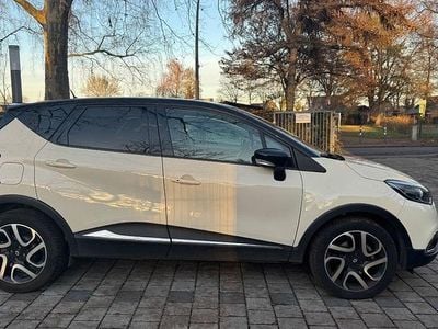 Beige Gebraucht 2016 Renault Captur XMOD SUV | 10.600 € (Fairer Preis)