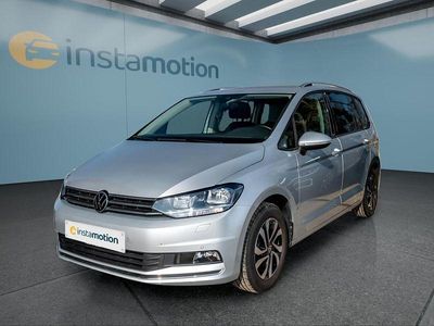 Gebraucht VW Touran 150 PS (110 kW) 2022 Silber Van / Kleinbus