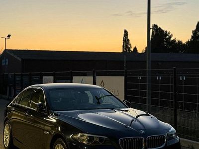 Gebraucht BMW 520 184 PS (135 kW) 2014 Blau Limousine