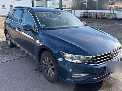 Blau Gebraucht 2021 VW Passat Business Limousine | 15.470 € (Fairer Preis)