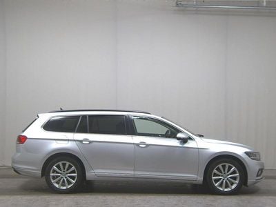 Grau Gebraucht 2019 VW Passat Business Kombi | 13.780 € (Guter Preis)