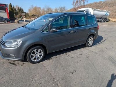 Gebraucht VW Sharan 140 PS (102 kW) 2012 Grau Van / Kleinbus