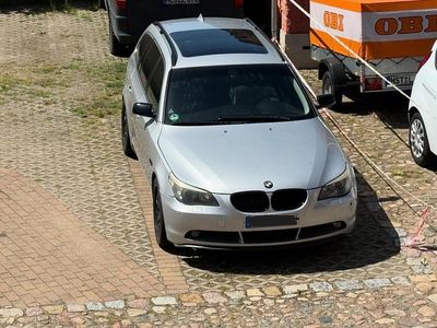 BMW 523