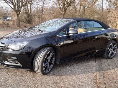 Gebraucht Opel Cascada Ultimate 136 PS (100 kW) 2019 Schwarz Cabrio