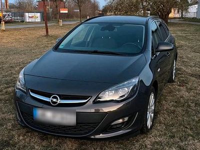 Gebraucht Opel Astra 165 PS (121 kW) 2013 Kombi