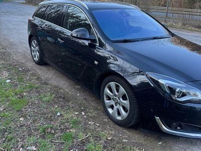 Schwarz Gebraucht 2015 Opel Insignia Kombi | 6.700 € (Guter Preis)