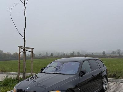 Gebraucht BMW 330 M Sport 245 PS (180 kW) 2011 Schwarz Kombi