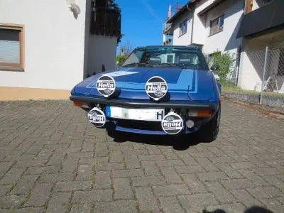 Begagnad Fiat X 1/9 86 HK (63 kW) 1984 Blå Cab