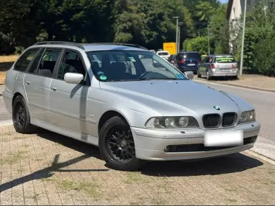 Gebraucht BMW 520 M Sport 170 PS (125 kW) 2001 Grau Kombi