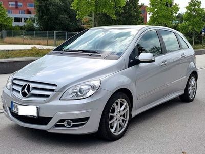 Mercedes B180