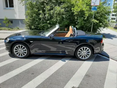 Gebraucht Fiat 124 Spider Lusso 140 PS (102 kW) 2019 Schwarz Cabrio