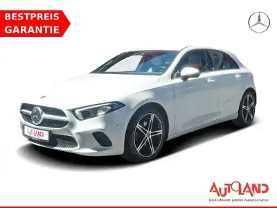 Gebraucht Mercedes A180 136 PS (100 kW) 2018 Weiß Limousine