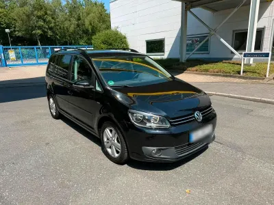 Gebraucht VW Touran Match 110 PS (80 kW) 2013 Schwarz Van / Kleinbus