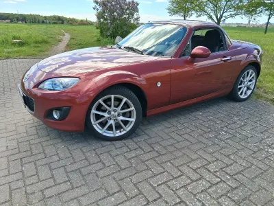 Używany Mazda MX5 160 KM (117 kW) 2012 Czerwony Kabriolet