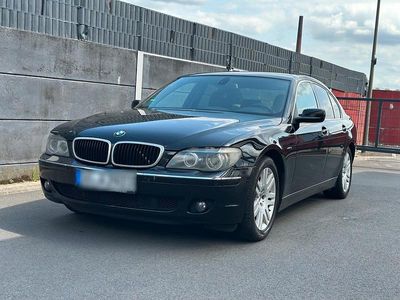 BMW 730