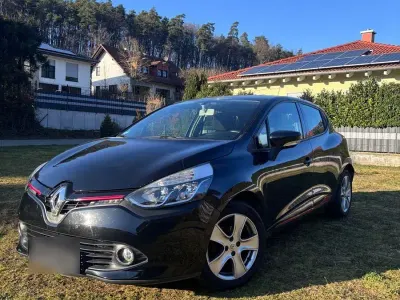 Używany Renault Clio IV Dynamique 73 KM (53 kW) 2013 Czarny Hatchback
