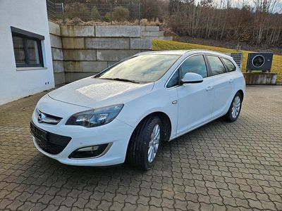 Gebraucht Opel Astra 136 PS (100 kW) 2015 Weiß Kombi