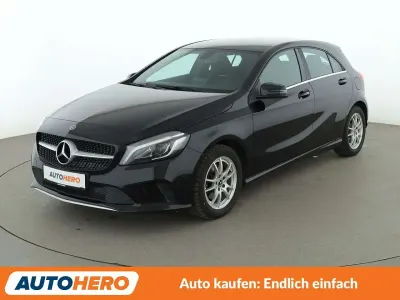 Gebraucht Mercedes A180 Urban 122 PS (89 kW) 2017 Nachtschwarz Kleinwagen