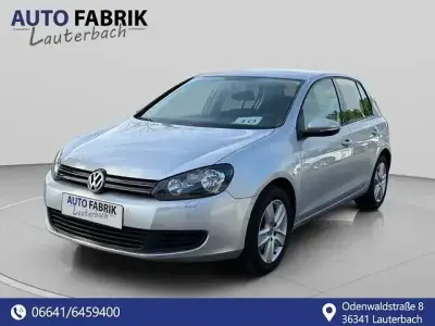 Gebraucht VW Golf VI Comfortline 122 PS (89 kW) 2009 Silber Kleinwagen